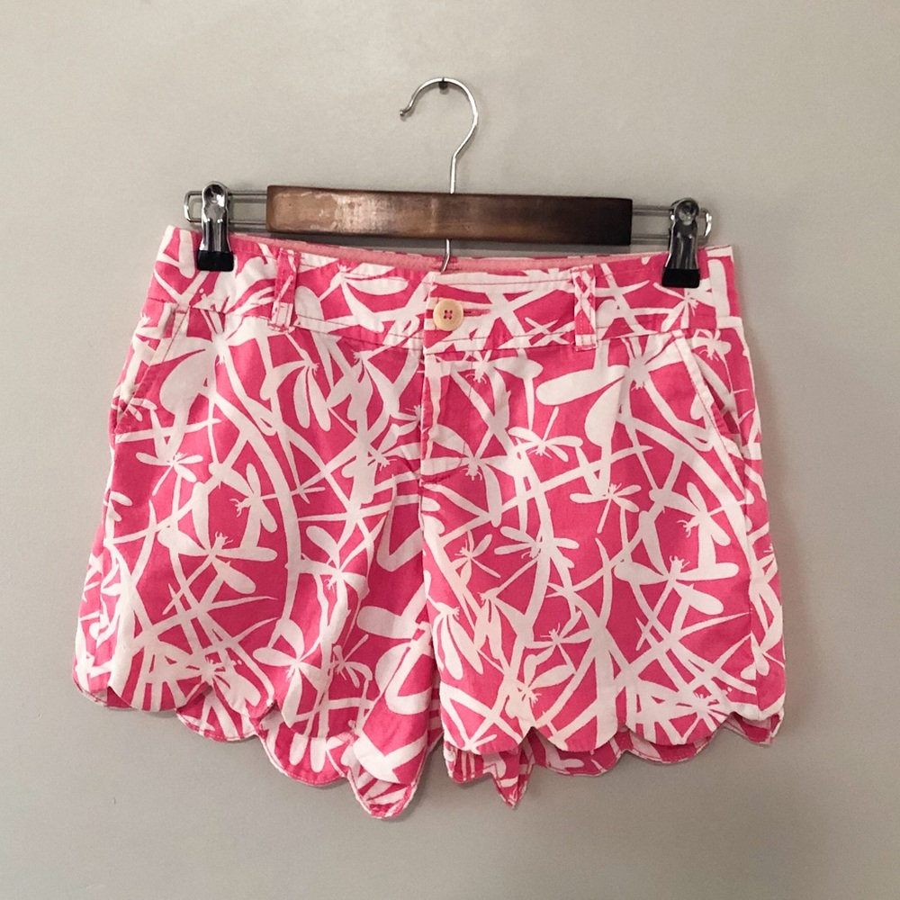 Lilly Pulitzer Dragon Fly butter cup shorts